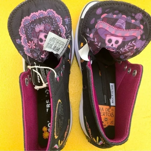 Converse Run Star Hike Hi Black Dia de Muertos Shoes A05664C Men's 9.5, 11.5
