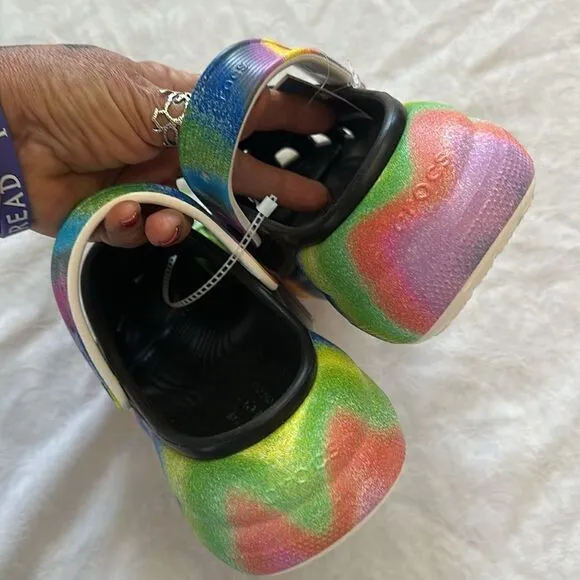 Copy Crocs Platform Classic Crush Spray Dye  Black Rainbow Slip On Shoes M 6 W 8