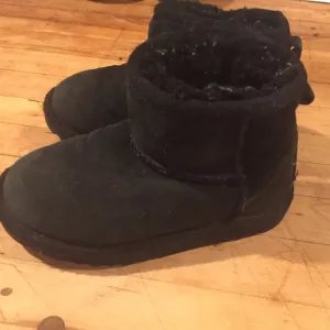 COPY - Ugg boots