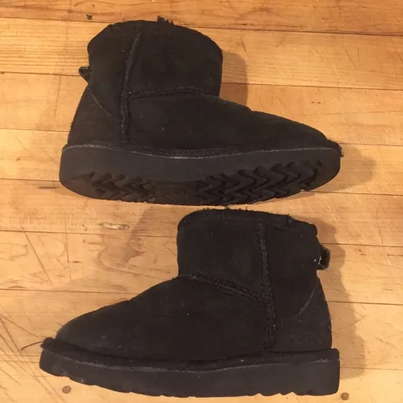 COPY - Ugg boots