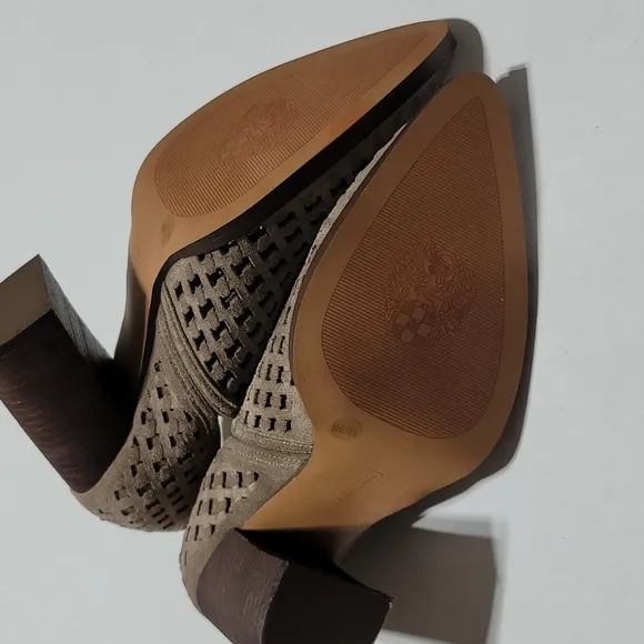 COPY - VINCE CAMUTO WESTERN POINTED TOE PUMPS PERFORATED BROWN SUEDE ANKLE BOOT…