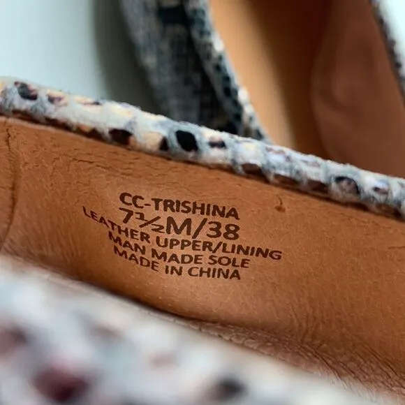 CORSO Como Trishina Snakeskin Flats Slip on Shoes Women’s Size 7.5