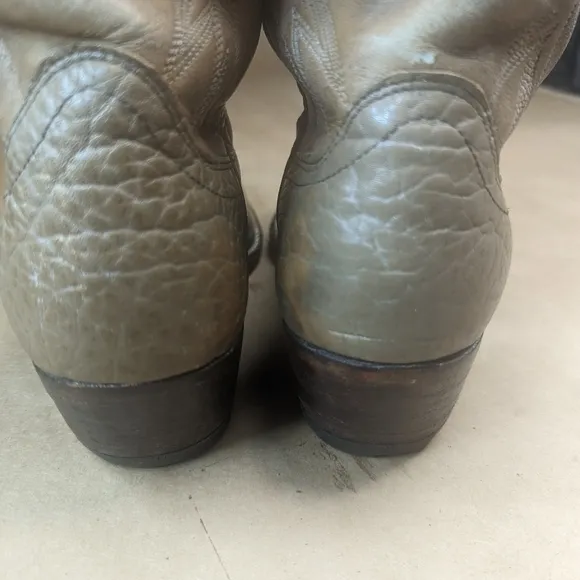Dan Post boots men's size 9D brown Shrunken Bull Shoulder leather vamp and pulls