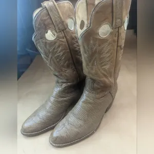 Dan Post boots men's size 9D brown Shrunken Bull Shoulder leather vamp and pulls