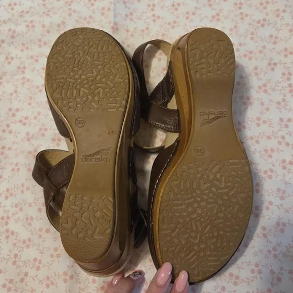 Dansko Brown Taci style Mary Jane clog shoes size 39
