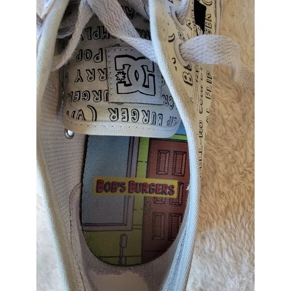 DC Shoes Bob's Burgers Manual X Size 7 Men's White Sneakers Skate Shoes