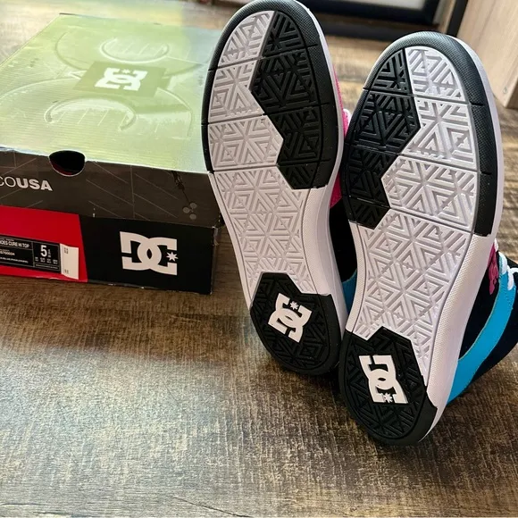 DC Shoes Cure Hi Top Youth Sneakers 5.5Y Black Blue Pink Leather Skate Shoes