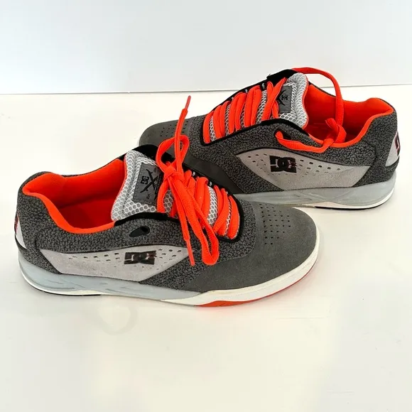 DC ~Shoes Men's Stag Low Top Leather Skate Shoes