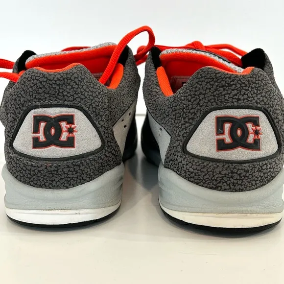 DC ~Shoes Men's Stag Low Top Leather Skate Shoes