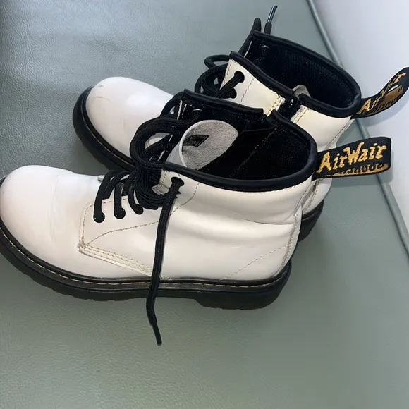 Doc Martens - Kids Size 1