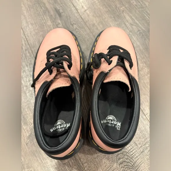 Doc Martens Pisa Leather Platform Shoes Quad Womens