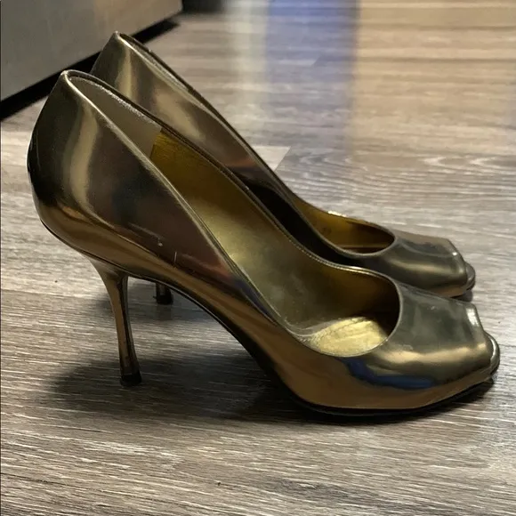 Dolce &amp; Gabbana Good Leather Peep Toe high heels