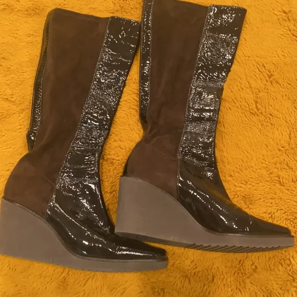 Donald J pliner brown suede and patent leather wedge boots size 7.5