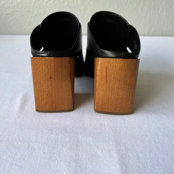 Donald J. Pliner Lilia Sz 9 woven leather mule with wooden block heel