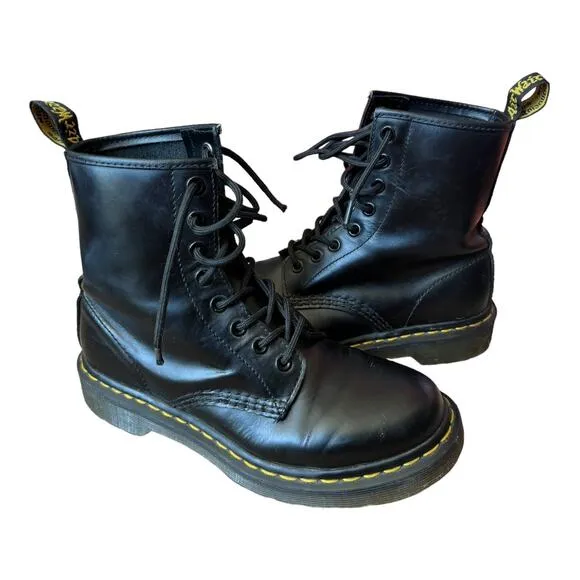 DR MARTENS 1460 Smooth Leather Lace Up Boots Black Ladies size 6