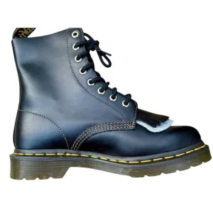 Dr. Martens 1460 Pascal AbruzzoBoots. BNWT black classic boots. Size 7.