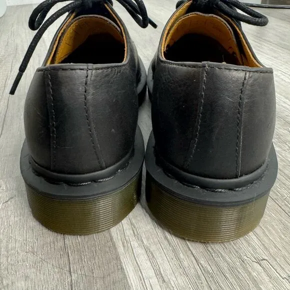 Dr. Martens Black Oxford Lace Up Shoes Black Leather Women’s 5