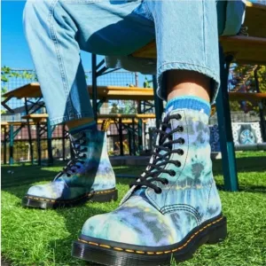 Dr Martens Free People 1460 Pascal Tumbled Summer Tie Dye Boots Blue size 6 37