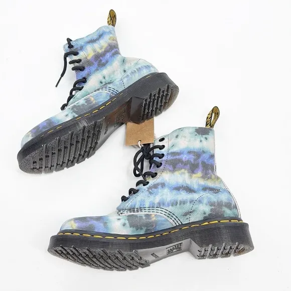 Dr Martens Free People 1460 Pascal Tumbled Summer Tie Dye Boots Blue size 6 37