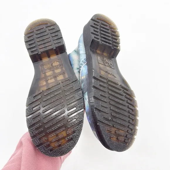Dr Martens Free People 1460 Pascal Tumbled Summer Tie Dye Boots Blue size 6 37