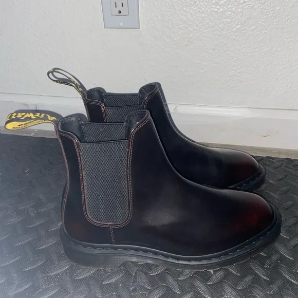 Dr. Martens Graeme Arcadia Leather Chelsea Boots