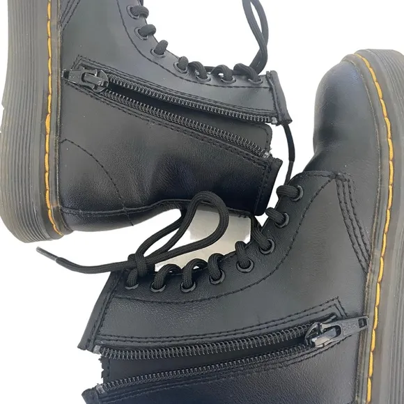 DR. MARTENS Kids Black Zavala Junior Lace Up Boots  Size: 13