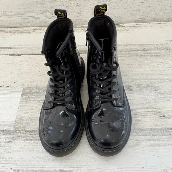 Dr. Martens Kids Size 2 Classic Style 1460 Patent Leather Combat Style Boots