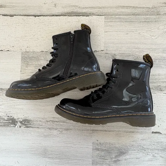 Dr. Martens Kids Size 2 Classic Style 1460 Patent Leather Combat Style Boots