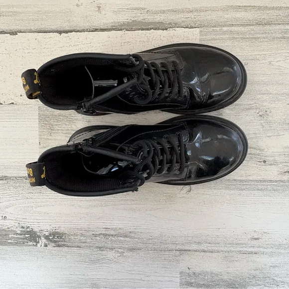 Dr. Martens Kids Size 2 Classic Style 1460 Patent Leather Combat Style Boots
