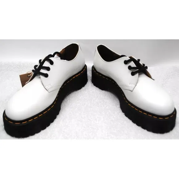 Dr Martens Ladies Size 10/Men’s 9 White Leather Quad Retro Platform Shoes NWT