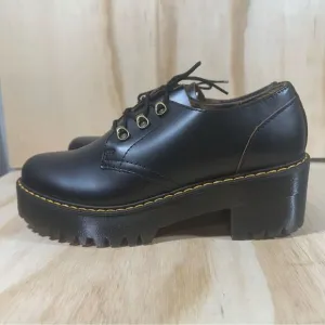 Dr Martens Leona Lug Sole Platform Derby Shoes Women’s Size 10 - NWT