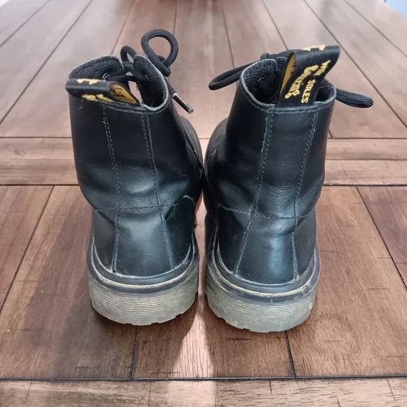 Dr Martens Luana Air Wair Black Leather Boots Womens Size 6 US Vintage