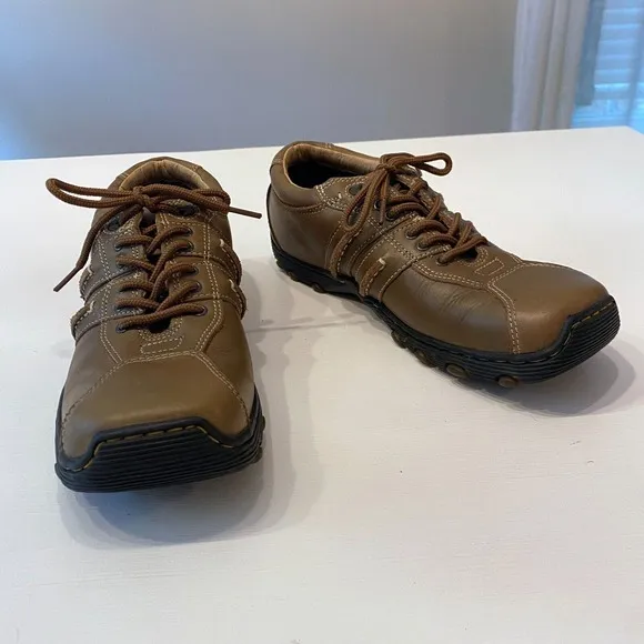 Dr.‎ Martens Women's Brown Leather Casual Fashion Sneaker Shoes US Size 6 UK 5