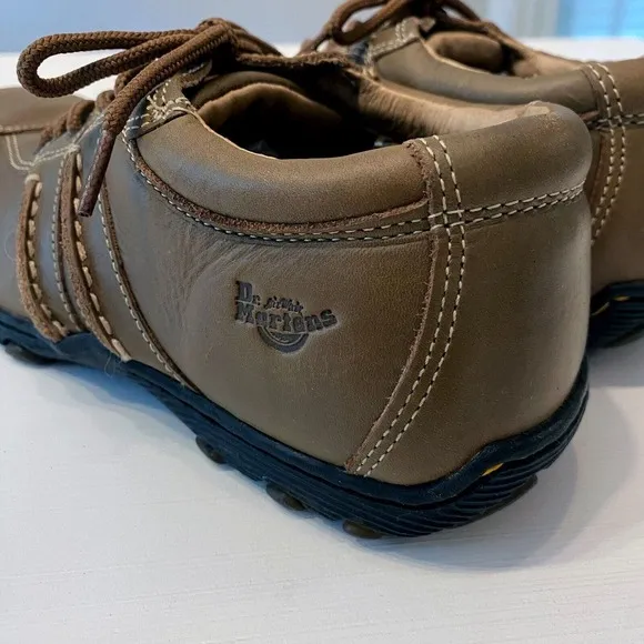 Dr.‎ Martens Women's Brown Leather Casual Fashion Sneaker Shoes US Size 6 UK 5