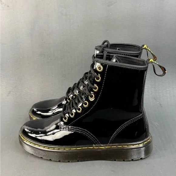 Dr. Martens Zavala Boot shoes  Women's size 6