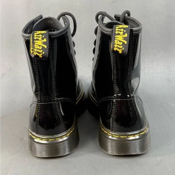 Dr. Martens Zavala Boot shoes  Women's size 6