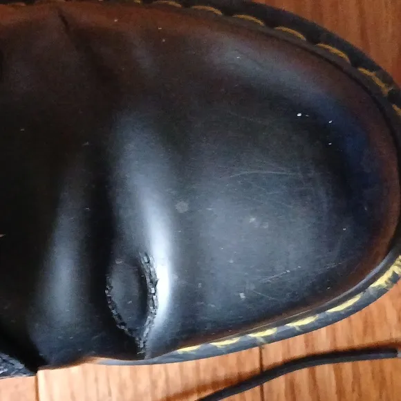 Dr Martins Size 10 Black Leather Men's Shoes