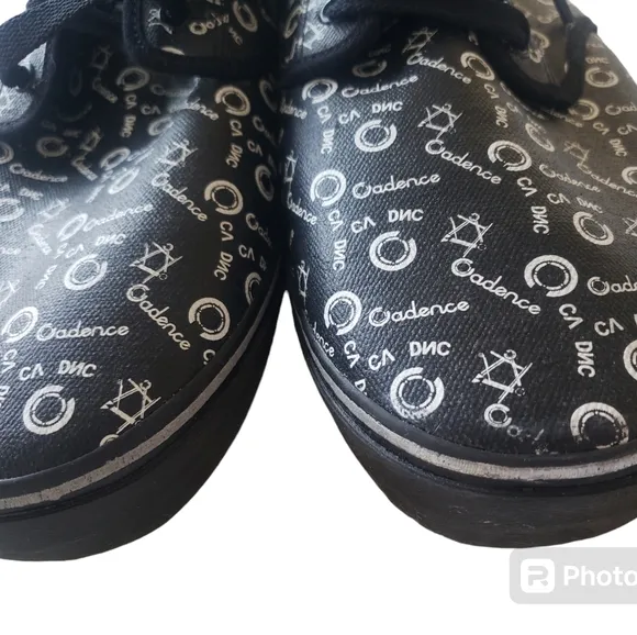 DVS Shoes. Cadence. Black and White. Size 12. Skate Boarding Shoes.