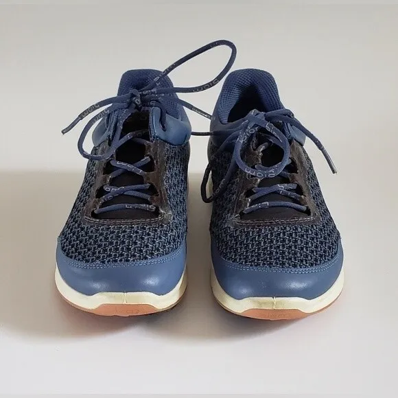 ECCO Women's Biom Fjuel Mesh Shoes Retro Blue Athletic Sneakers Size 7