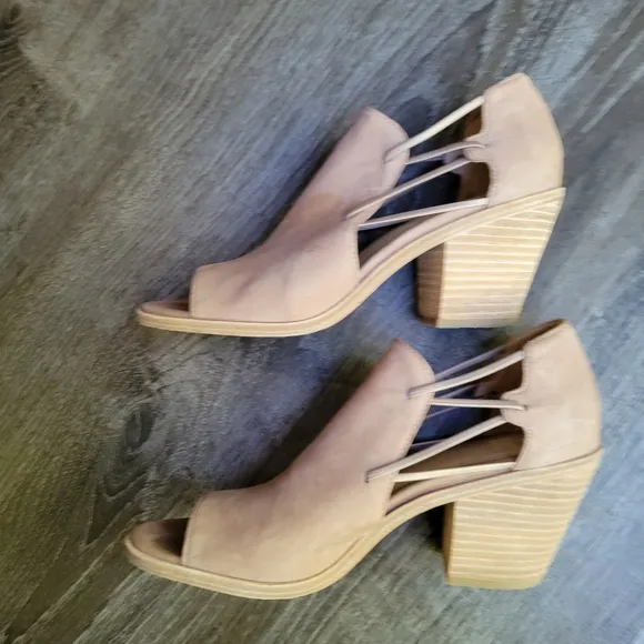 Eileen Fisher Nikki Leather Strappy Open Side Block Heel Open Toe Ankle Boots