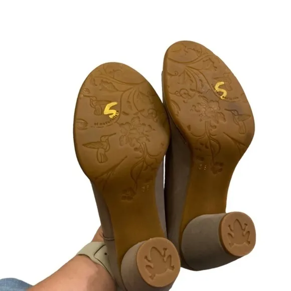 El Naturalista Woman Mary Jane Round ToePumps 38 Colibri Tan N474 Pump Shoes