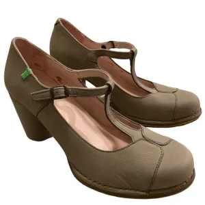 El Naturalista Woman Mary Jane Round ToePumps 38 Colibri Tan N474 Pump Shoes