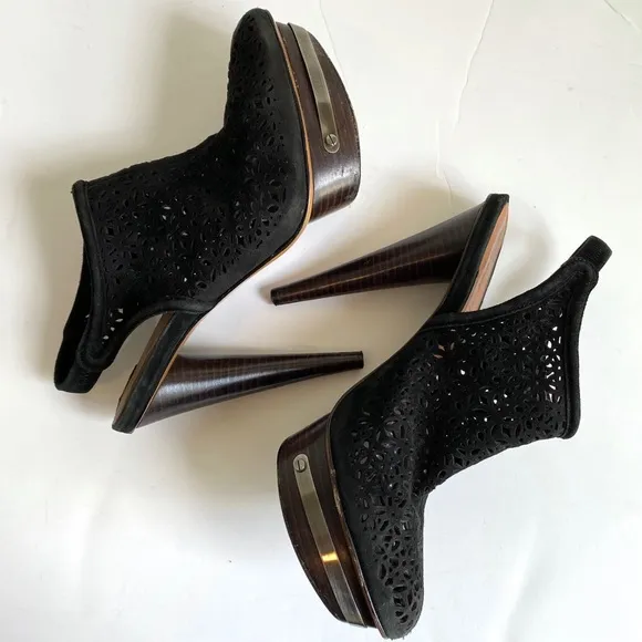 Elizabeth &amp; James Suede Booties 8.5 Perforated Leather Platform Shoes Clogs