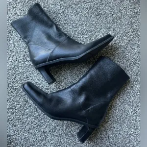 Etienne Aigner leather ankle boots