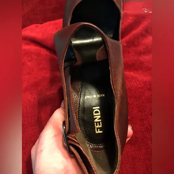 FENDI COGNAC JARDIN PLATFORM LEATHER MARYJANE PUMPS SZ 37 (7)