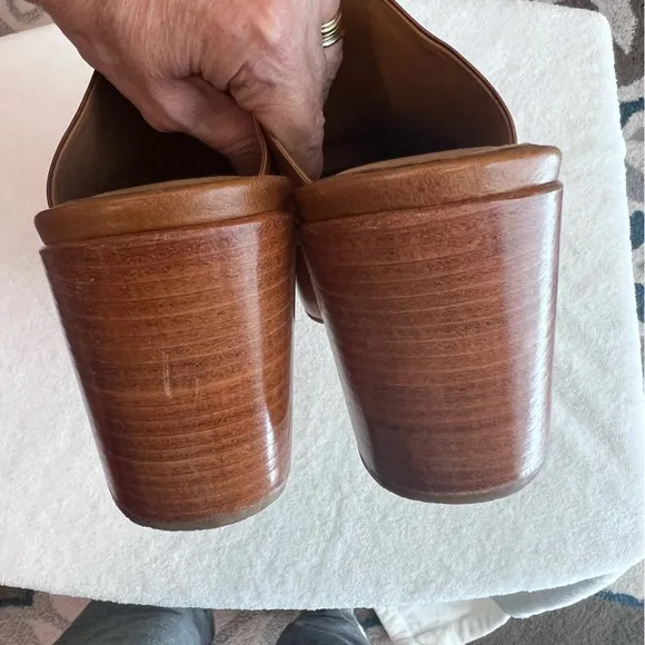 Fortress Ava Clog Mule in Whiskey Size 40
