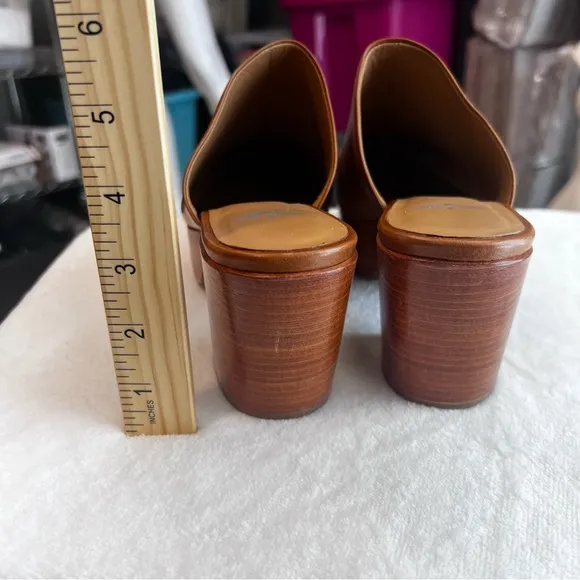 Fortress Ava Clog Mule in Whiskey Size 40