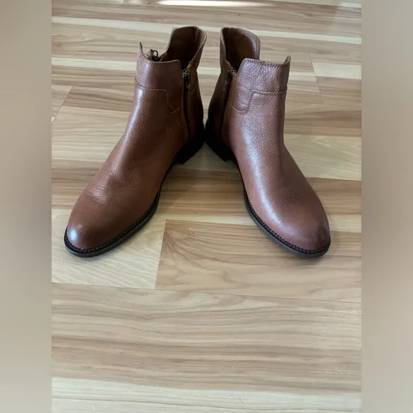 Franco Sartro Halford Ankle Boots in Cognac Brown Size 9.5 New