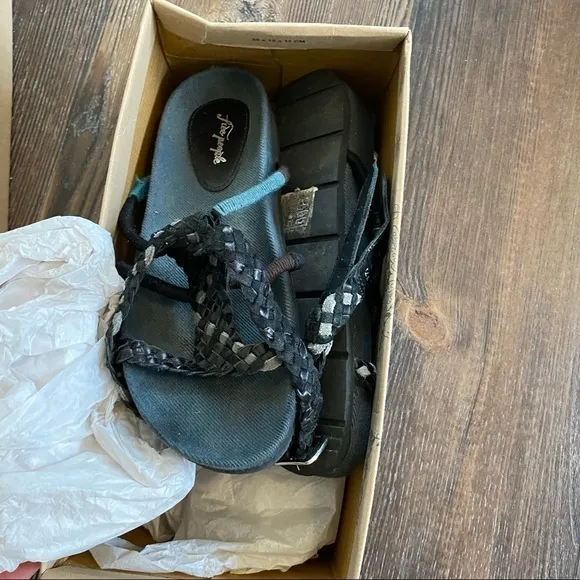 Free people Black Combo Woven Leather Gladiator Style Ankle Wrap Comfort Sandals
