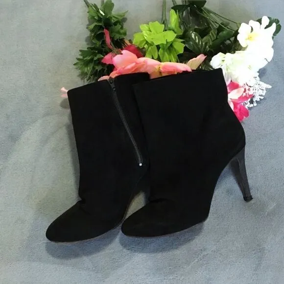 Free People high heeled suede ankle boots with  inside zipper size 41 (US 10)